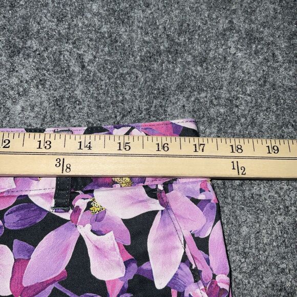 Lands’ End Shorts Womens Size 10 Purple Floral Chino Casual - Picture 4 of 10